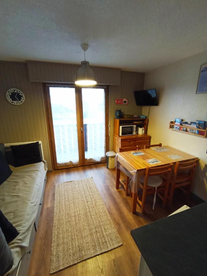 Appartement T2 Ideal Pour Une Famille Thollon-les-Memises Dış mekan fotoğraf
